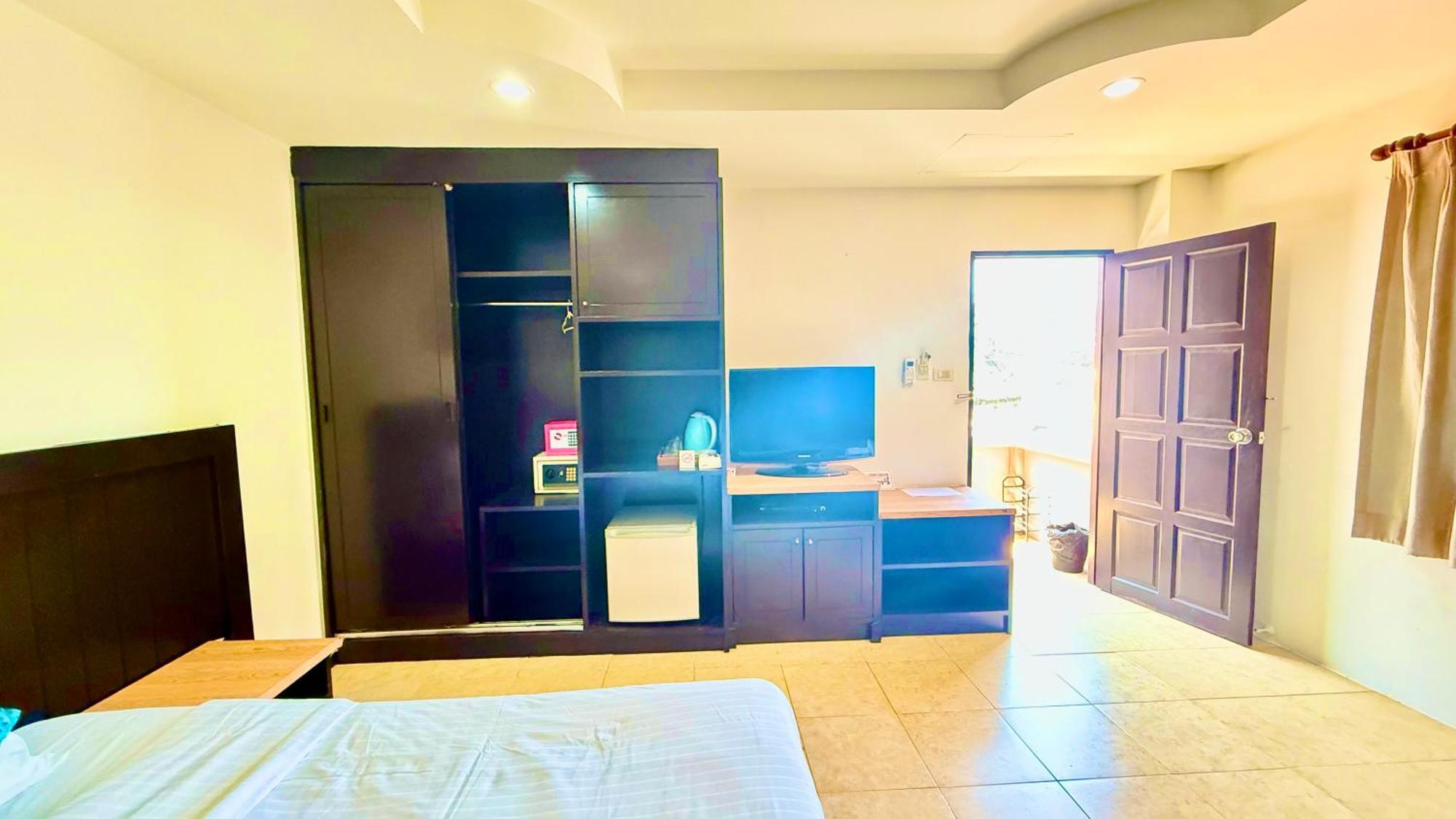 Hill Side Patong Hotel Zewnętrze zdjęcie