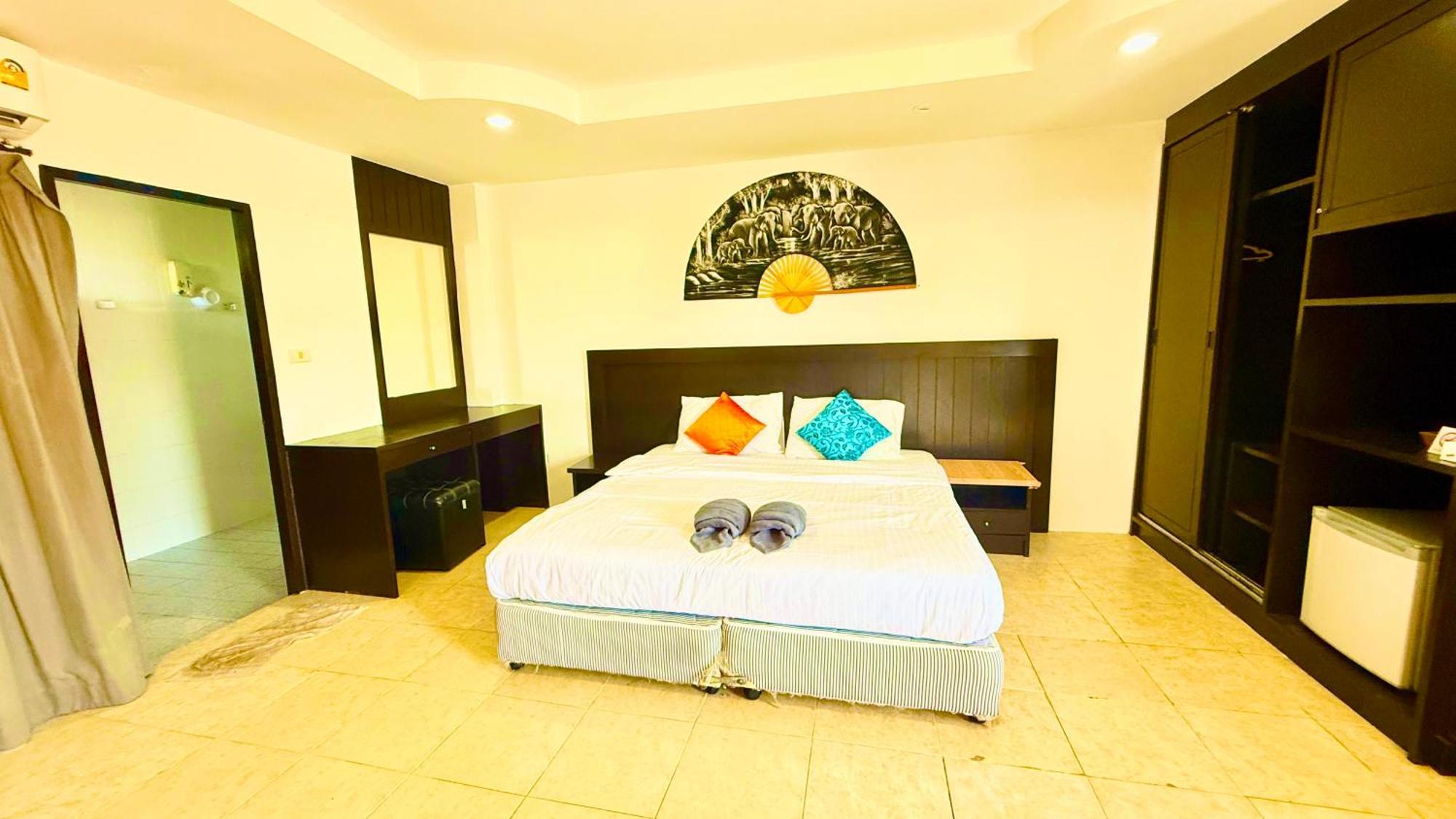 Hill Side Patong Hotel Zewnętrze zdjęcie